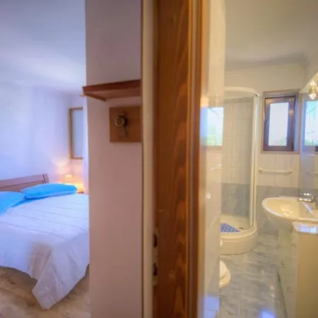 Casa Cerin With Private Pool Apartamento