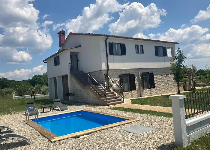 Casa Cerin With Private Pool Barat (Rovinj)