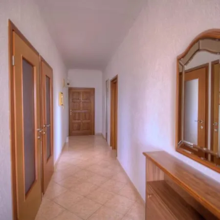 アパート Casa Cerin With Private Pool Barat